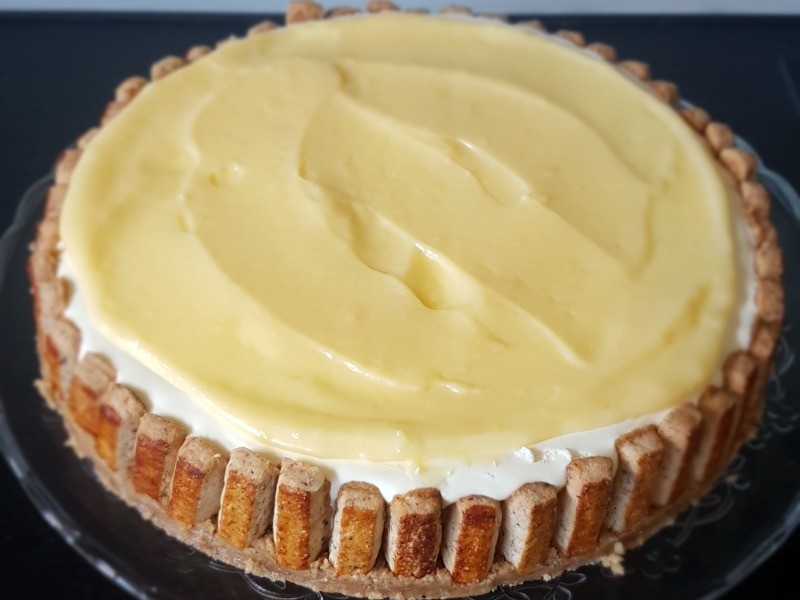 Zitronencheesecake mit Nusscrunch (Thermomix)
